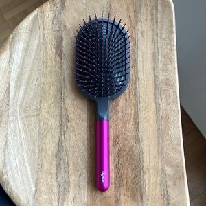 Dyson hair brush